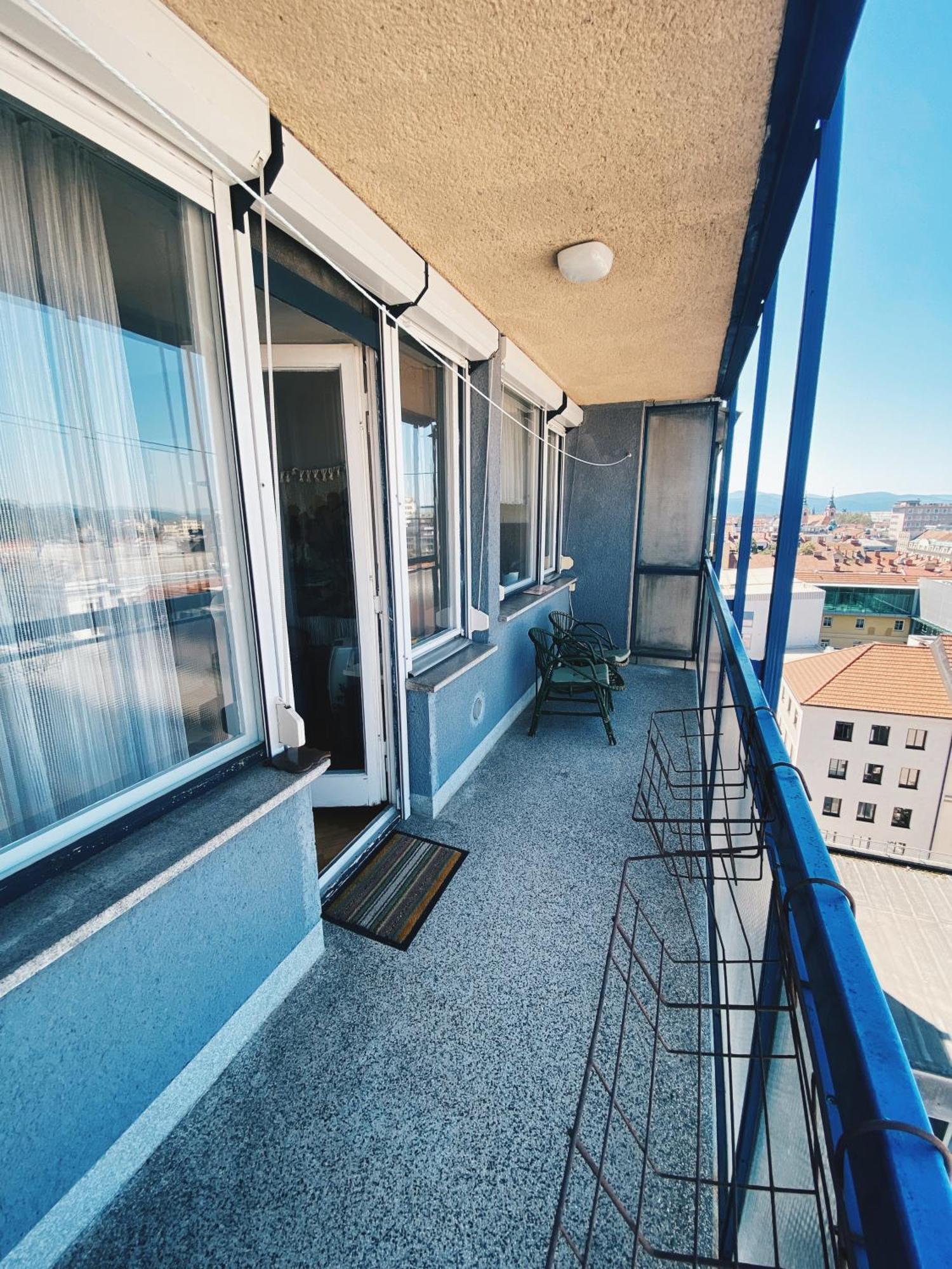 Ljubljana Center With A Castle View, Parking Apartment Bagian luar foto